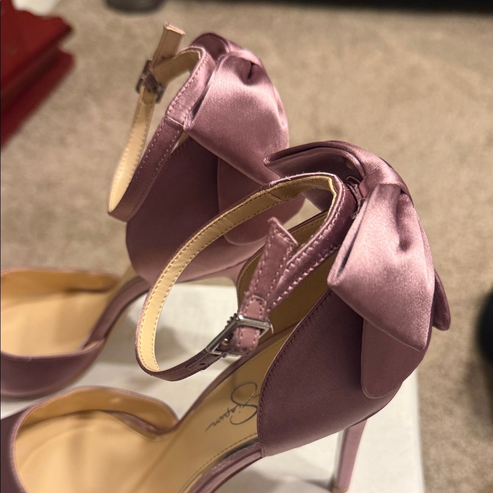 Jessica Simpson Mauve Satin Heels - Picture 2 of 6